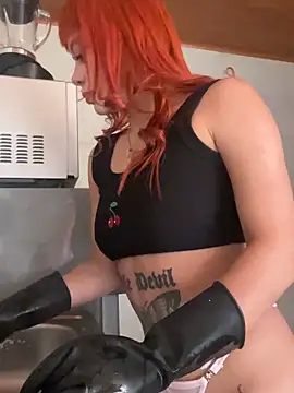 Snapshot of ScarlettRusso1 chatting on November 23, 2025, 6:40 pm ScarlettRusso1 online show from November 23, 2025, 6:40 pm