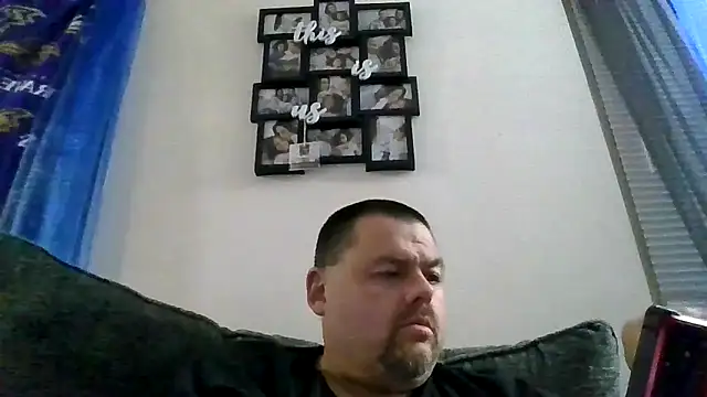 Snapshot of Chupapimunyano340 chatting on April 29, 2026, 12:15 am Chupapimunyano340 online show from April 29, 2026, 12:15 am