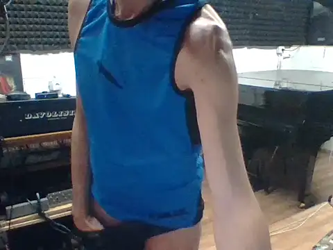 KalendaXL online show from October 22, 2025, 8:30 pm