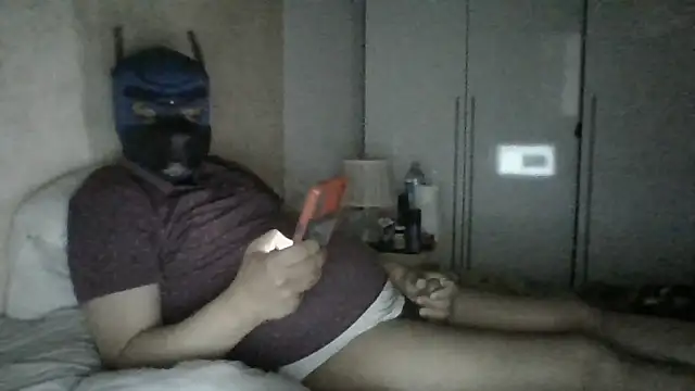 Snapshot of soumicuckold1 chatting on May 17, 2026, 2:50 pm soumicuckold1 online show from May 17, 2026, 2:50 pm