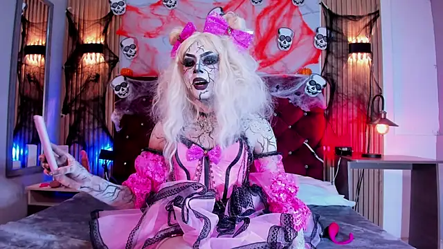 Snapshot of Megan_Rodriguez chatting on October 15, 2025, 7:11 pm Megan Rodriguez online show from October 15, 2025, 7:11 pm