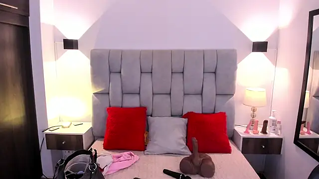 Snapshot of Mia_volkova chatting on October 13, 2025, 12:40 pm Mia volkova online show from October 13, 2025, 12:40 pm