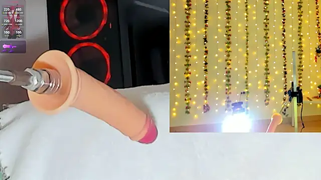 Snapshot of Kitty__Rose__ chatting on October 23, 2025, 10:25 am Kitty Rose online show from October 23, 2025, 10:25 am