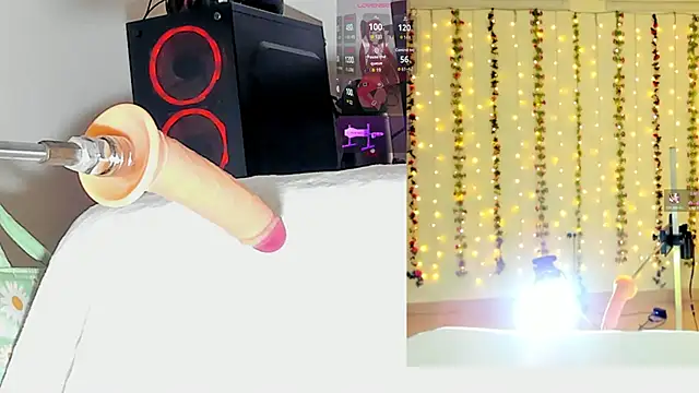 Snapshot of Kitty__Rose__ chatting on November 11, 2025, 10:10 am Kitty Rose online show from November 11, 2025, 10:10 am