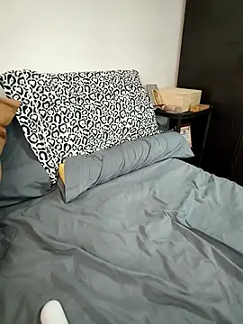 SanChacal5694 online show from September 13, 2025, 5:35 pm