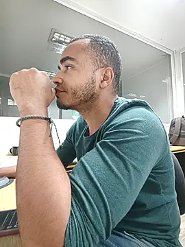 SanChacal5694 online show from December 1, 2025, 10:21 pm