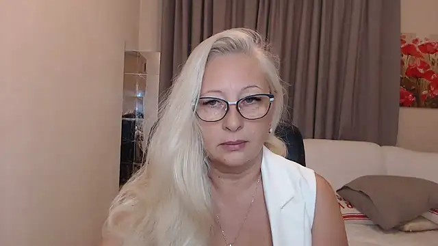 Snapshot of ValeriaSharm chatting on November 8, 2025, 11:47 am ValeriaSharm online show from November 8, 2025, 11:47 am