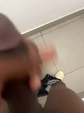 kamo012000 online show from February 24, 2026, 1:56 pm