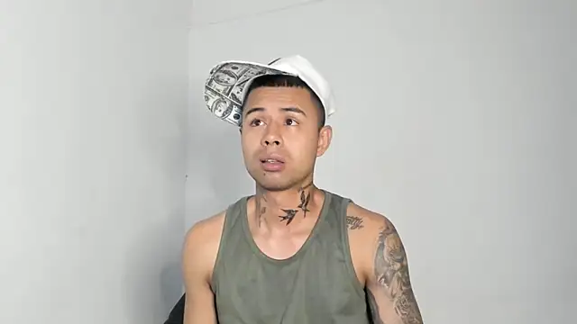 Snapshot of _Logan_Colton_ chatting on June 12, 2026, 10:51 pm Logan Colton online show from June 12, 2026, 10:51 pm
