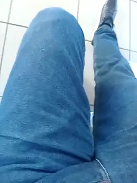 Snapshot of svvagesexyy chatting on October 18, 2025, 2:30 pm svvagesexyy online show from October 18, 2025, 2:30 pm