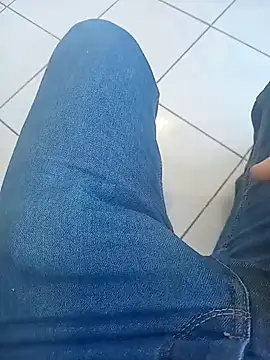 Snapshot of svvagesexyy chatting on December 4, 2025, 7:51 am svvagesexyy online show from December 4, 2025, 7:51 am