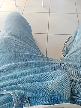 Snapshot of svvagesexyy chatting on October 10, 2025, 7:53 am svvagesexyy online show from October 10, 2025, 7:53 am