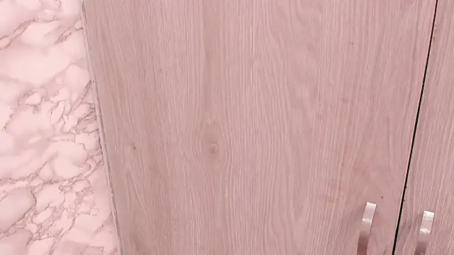 SASHA BROWNIE   online show from February 8, 2026, 7:44 pm