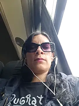 kim lebanon online show from October 20, 2025, 4:07 pm