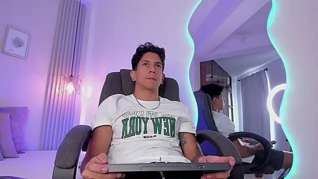 j deex online show from October 2, 2025, 3:48 pm