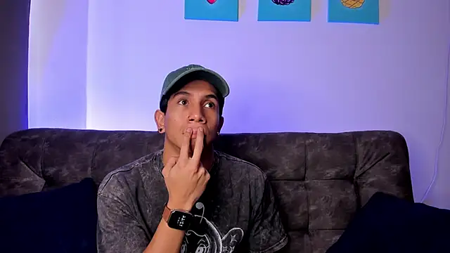 j deex online show from November 28, 2025, 5:46 pm