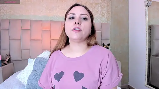 Snapshot of cloesummerr_ chatting on November 3, 2025, 1:47 pm cloesummerr online show from November 3, 2025, 1:47 pm