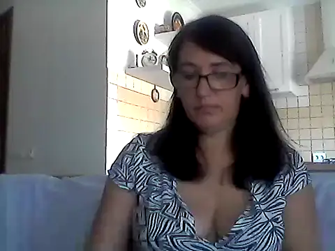 Snapshot of Elena48324 chatting on June 29, 2026, 9:16 am Elena48324 online show from June 29, 2026, 9:16 am