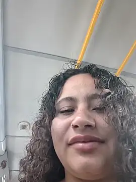 Snapshot of Yaya_watson chatting on November 27, 2025, 9:04 pm Yaya watson online show from November 27, 2025, 9:04 pm