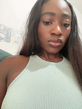 Skylar Smith  online show from April 13, 2026, 11:58 am