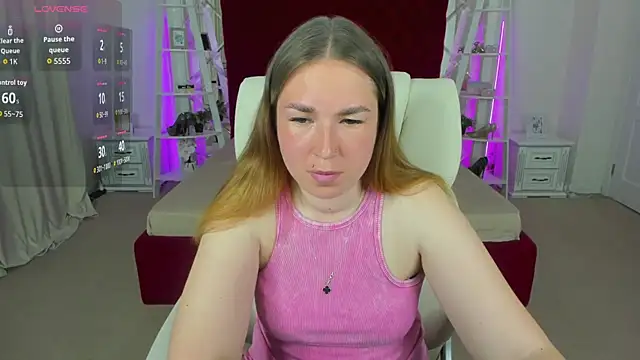 Sofii darling online show from May 8, 2026, 4:33 pm