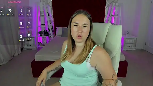 Snapshot of Sofii_darling chatting on July 20, 2026, 5:04 pm Sofii darling online show from July 20, 2026, 5:04 pm