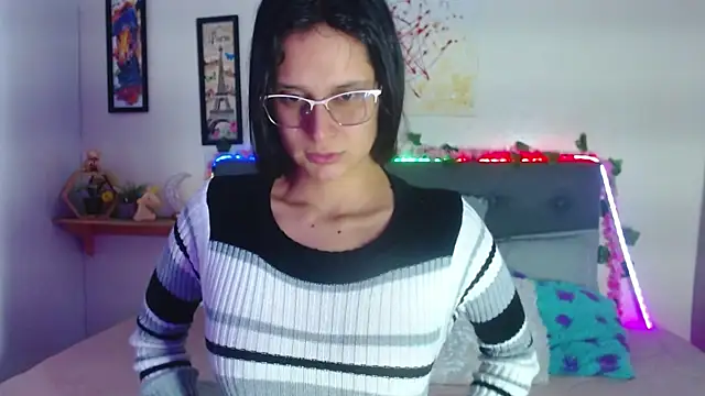 valentini villa online show from November 27, 2025, 8:09 pm