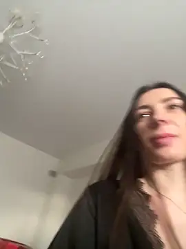 AmandaStoun online show from November 14, 2025, 12:31 pm