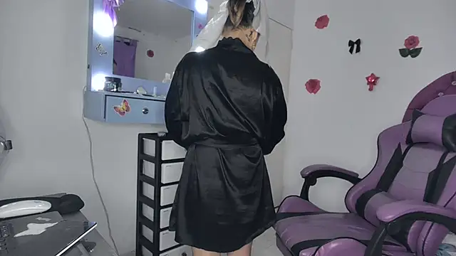 soffy rosses online show from May 25, 2026, 4:01 am
