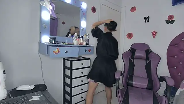 soffy rosses online show from July 20, 2026, 1:57 am