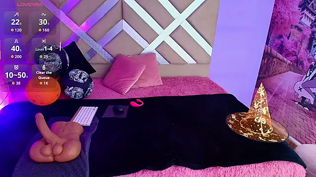 Snapshot of tiana_rosse_ chatting on October 24, 2025, 12:04 pm tiana rosse online show from October 24, 2025, 12:04 pm