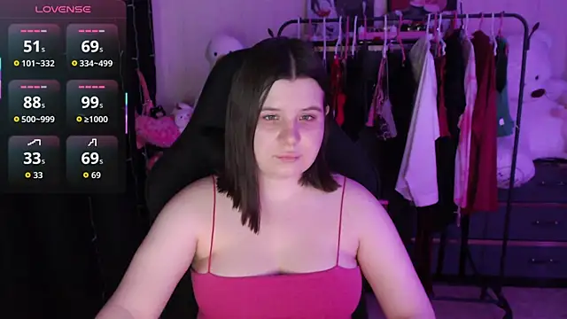 Snapshot of AmyVibess chatting on June 15, 2026, 7:13 pm AmyVibess online show from June 15, 2026, 7:13 pm
