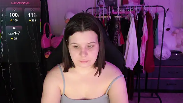 Snapshot of AmyVibess chatting on April 26, 2026, 6:27 pm AmyVibess online show from April 26, 2026, 6:27 pm