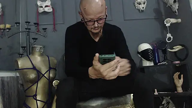 Snapshot of zain_kreigger chatting on March 29, 2026, 3:19 am zain kreigger online show from March 29, 2026, 3:19 am