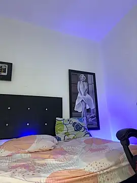 Luke Stone online show from November 15, 2025, 10:14 pm