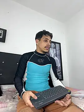 Snapshot of Luke_Stone chatting on February 11, 2026, 7:03 pm Luke Stone online show from February 11, 2026, 7:03 pm