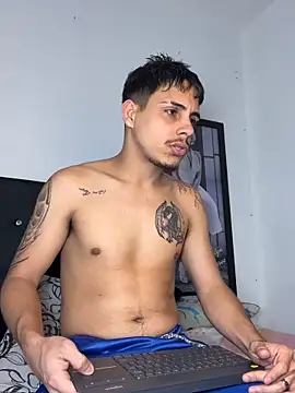 Snapshot of Luke_Stone chatting on February 1, 2026, 8:40 pm Luke Stone online show from February 1, 2026, 8:40 pm