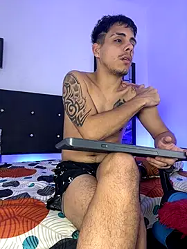 Luke Stone online show from October 31, 2025, 9:32 pm