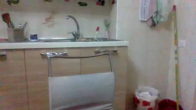 Kelly80 online show from February 12, 2026, 3:28 am