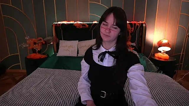 BerryDiva online show from October 23, 2025, 7:56 pm