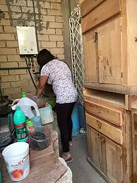 Snapshot of karysweetbeaury chatting on February 13, 2026, 10:43 pm karysweetbeaury online show from February 13, 2026, 10:43 pm