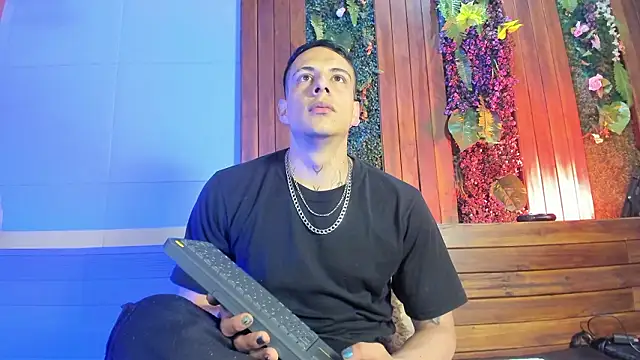 Dustin Sonne online show from March 9, 2026, 3:21 am