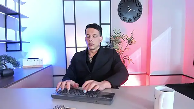 Dustin Sonne online show from March 25, 2026, 3:39 am