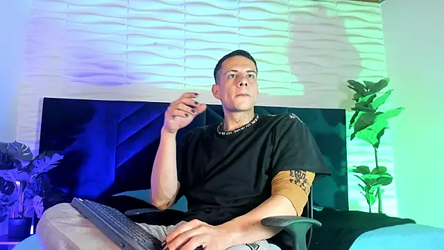 Dustin Sonne online show from April 2, 2026, 3:46 am