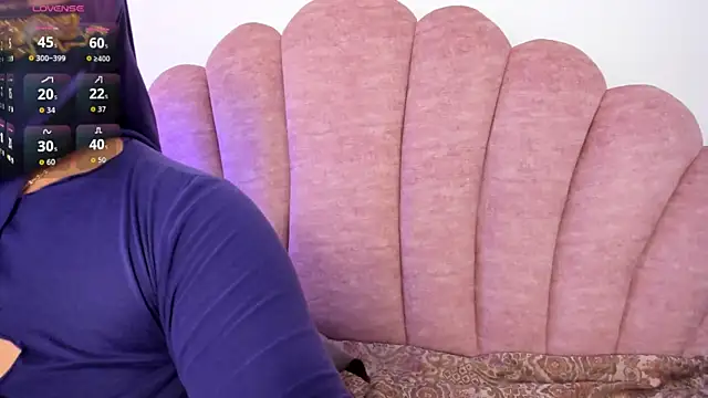 Snapshot of halabi_saha chatting on October 16, 2025, 2:25 pm halabi saha online show from October 16, 2025, 2:25 pm