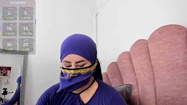 Snapshot of halabi_saha chatting on November 24, 2025, 1:11 pm halabi saha online show from November 24, 2025, 1:11 pm