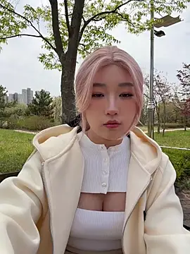 winter11 online show from April 22, 2026, 3:57 am