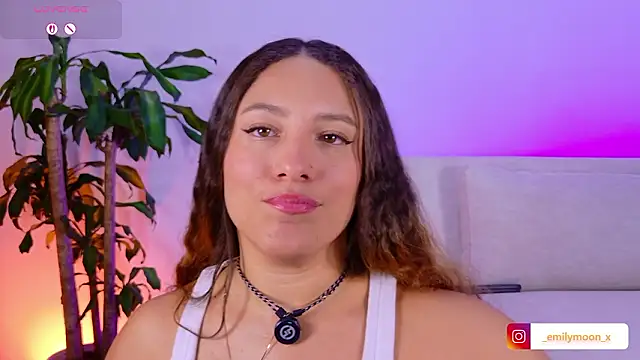 onlyemily  online show from February 1, 2026, 1:15 am