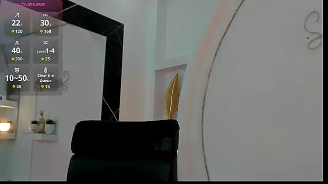 Vicky Hottman online show from April 12, 2026, 2:20 pm