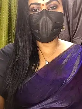 honey-flower online show from November 29, 2025, 2:39 pm